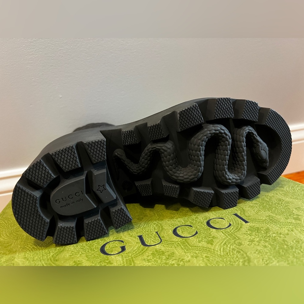 GUCCI Calfskin GG Supreme Combat Boots - Women’s 38/7.5 - Black - Picture 8 of 9